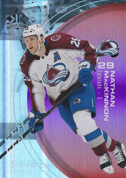 insert karta NATHAN MacKINNON 21-22 Extended Triple Dimensions Reflections Ruby /500